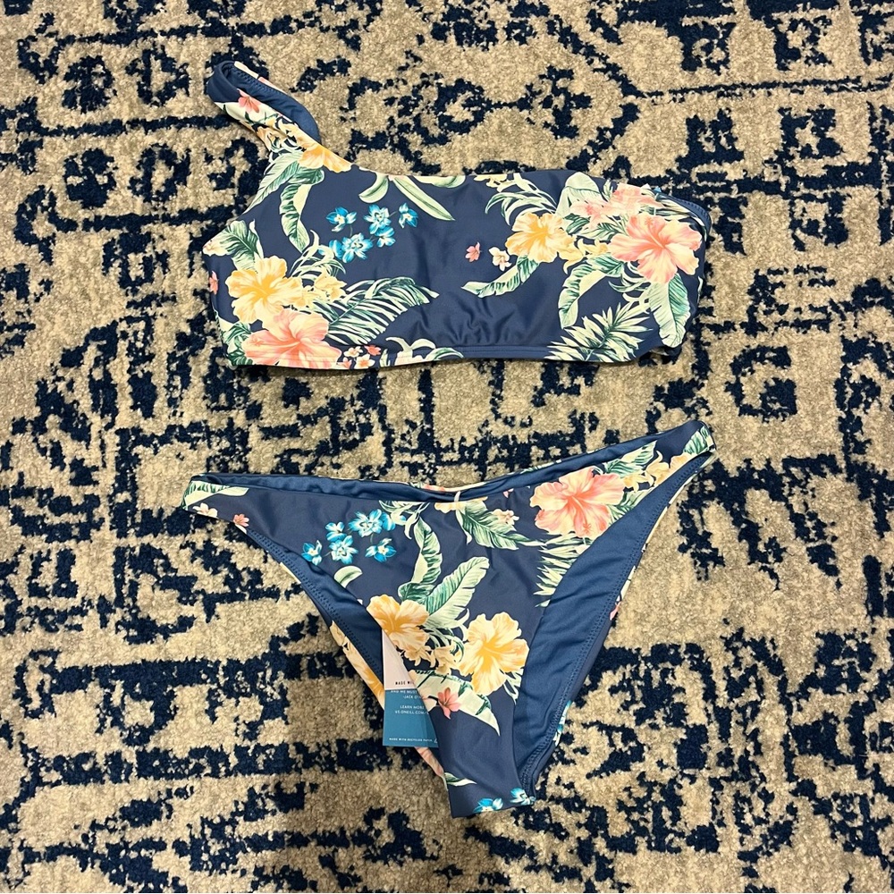 New O’Neill Tulum Tropical Bikini